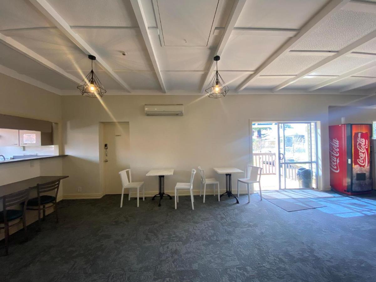 Airport Westney Lodge Auckland Extérieur photo