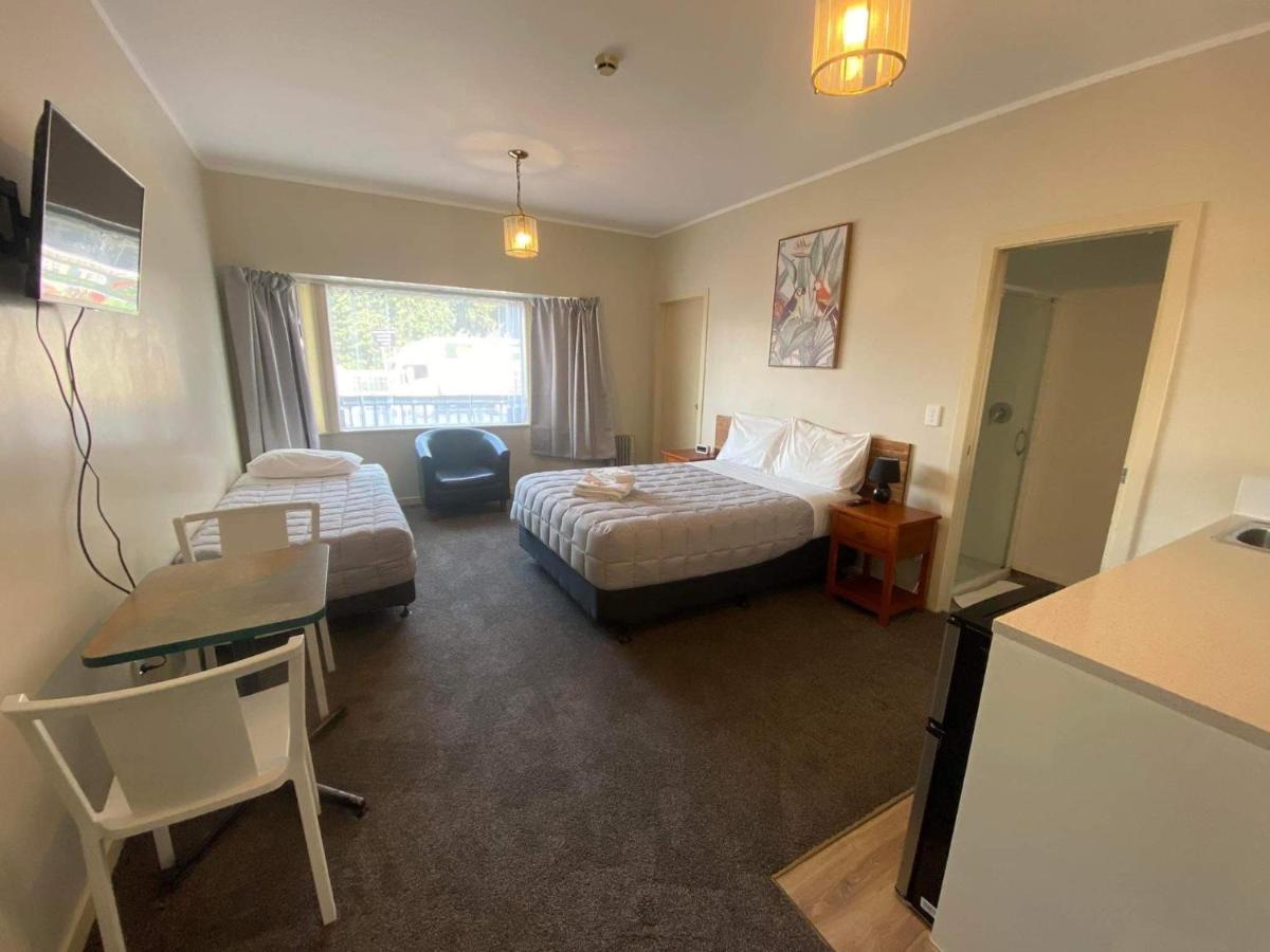 Airport Westney Lodge Auckland Extérieur photo